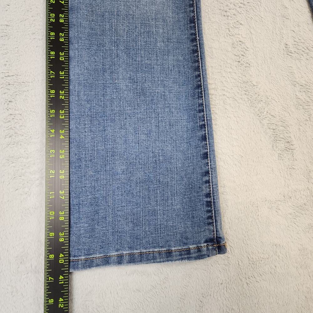 BCBG Generation Mid Rise Bootcut Jeans Womens 5/27 Light Wash Stretch Denim - Picture 7 of 12